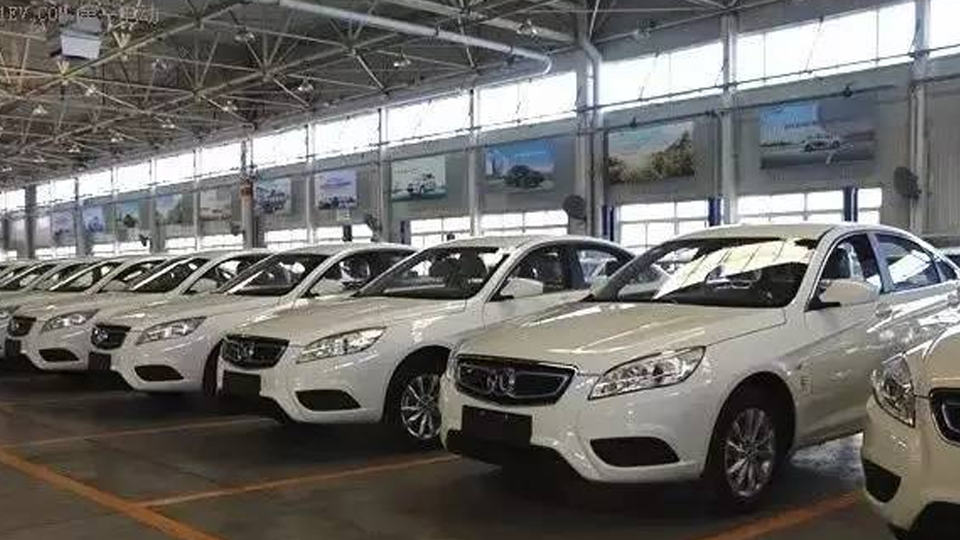 北汽集團(tuán)2016年銷量增15% 營(yíng)收破4000億大關(guān) （轉(zhuǎn)載自《車市紅點(diǎn)》）